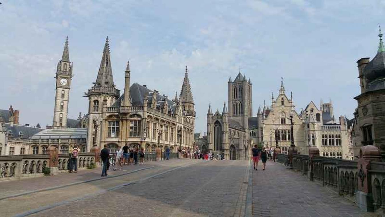 Deel van Gent heeft terug stroom