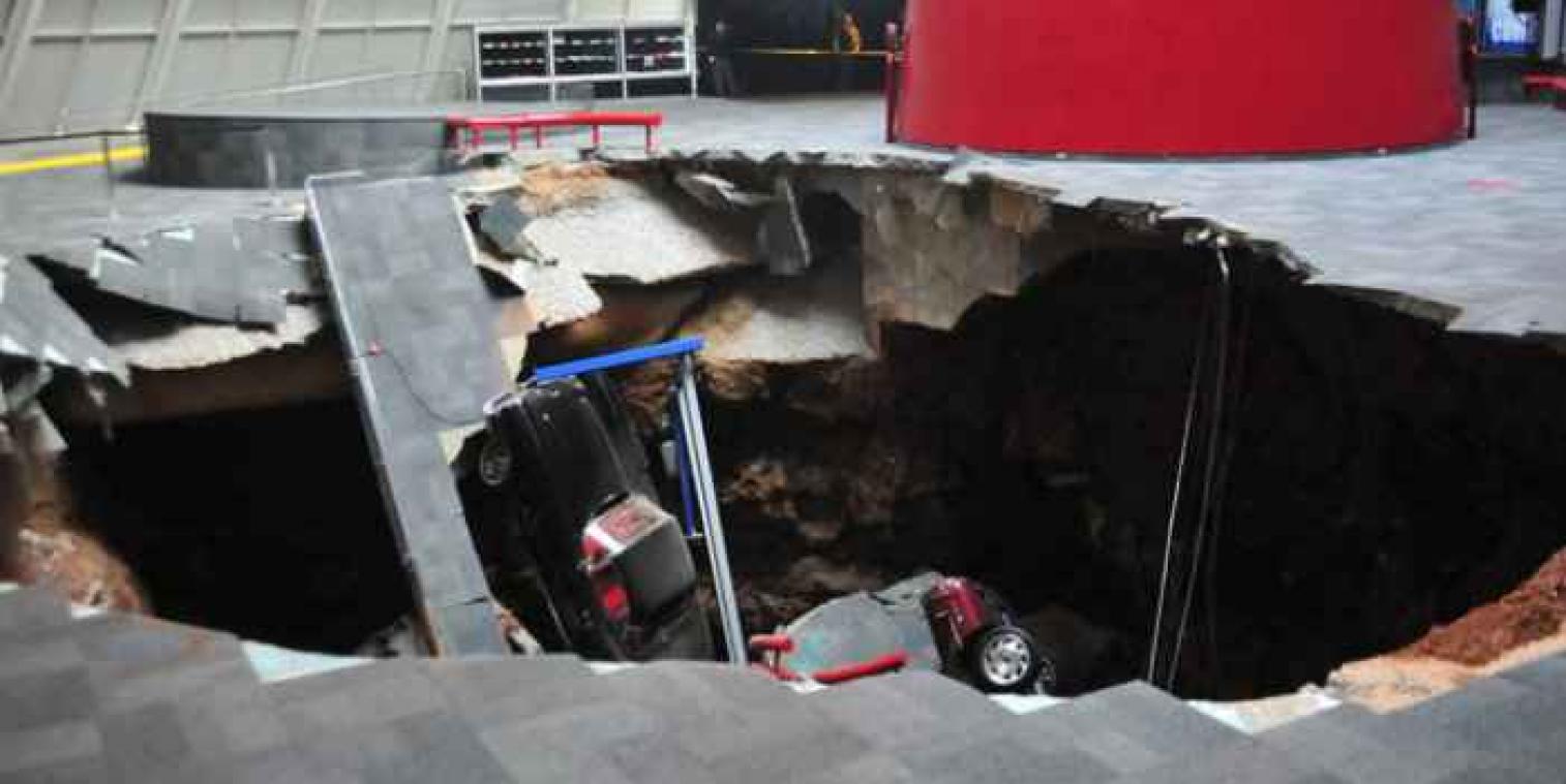 Deel Corvette museum verdwijnt in zinkgat