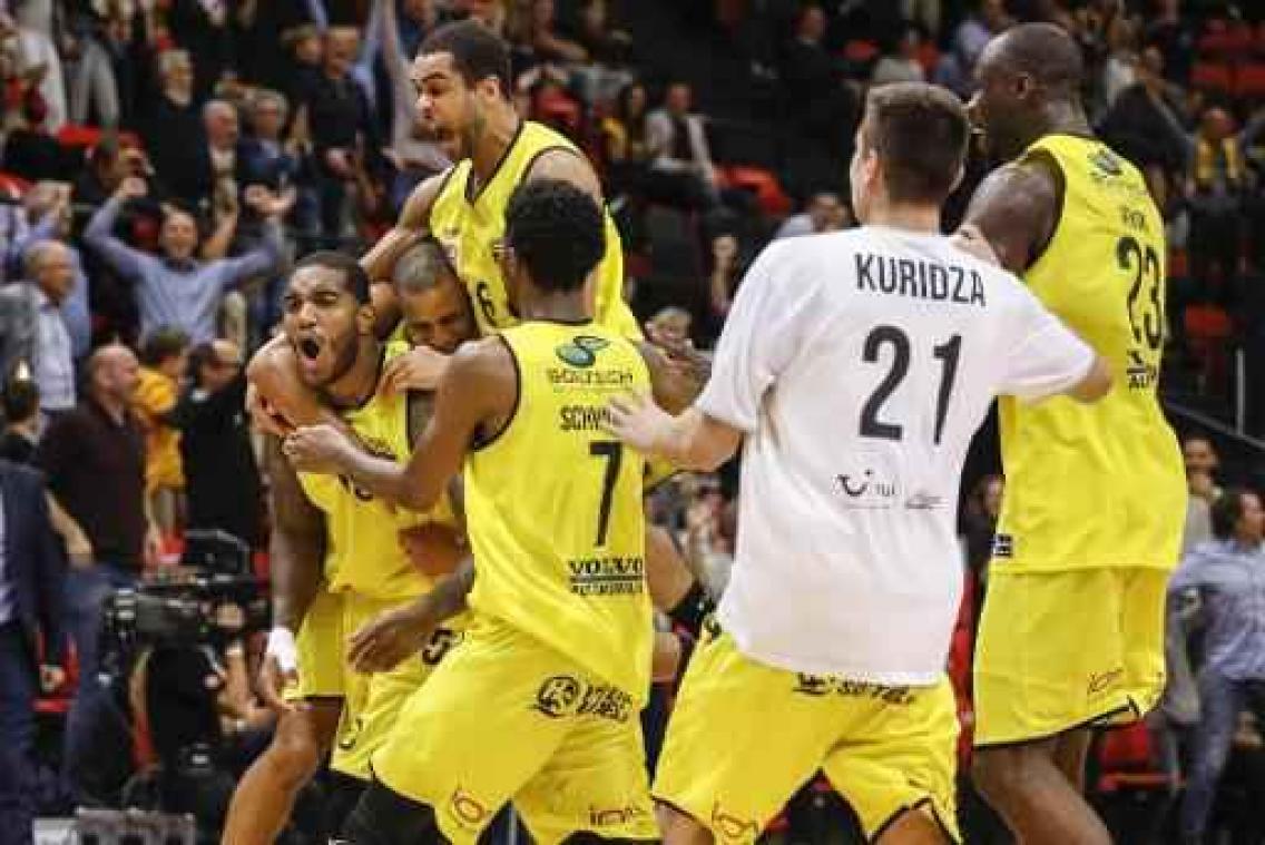 Euromillions Basket League - BC Oostende wint Supercup op de buzzer