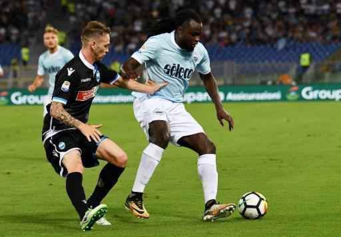 Belgen in het buitenland - Jordan Lukaku helpt Lazio aan felbevochten zege tegen Genoa