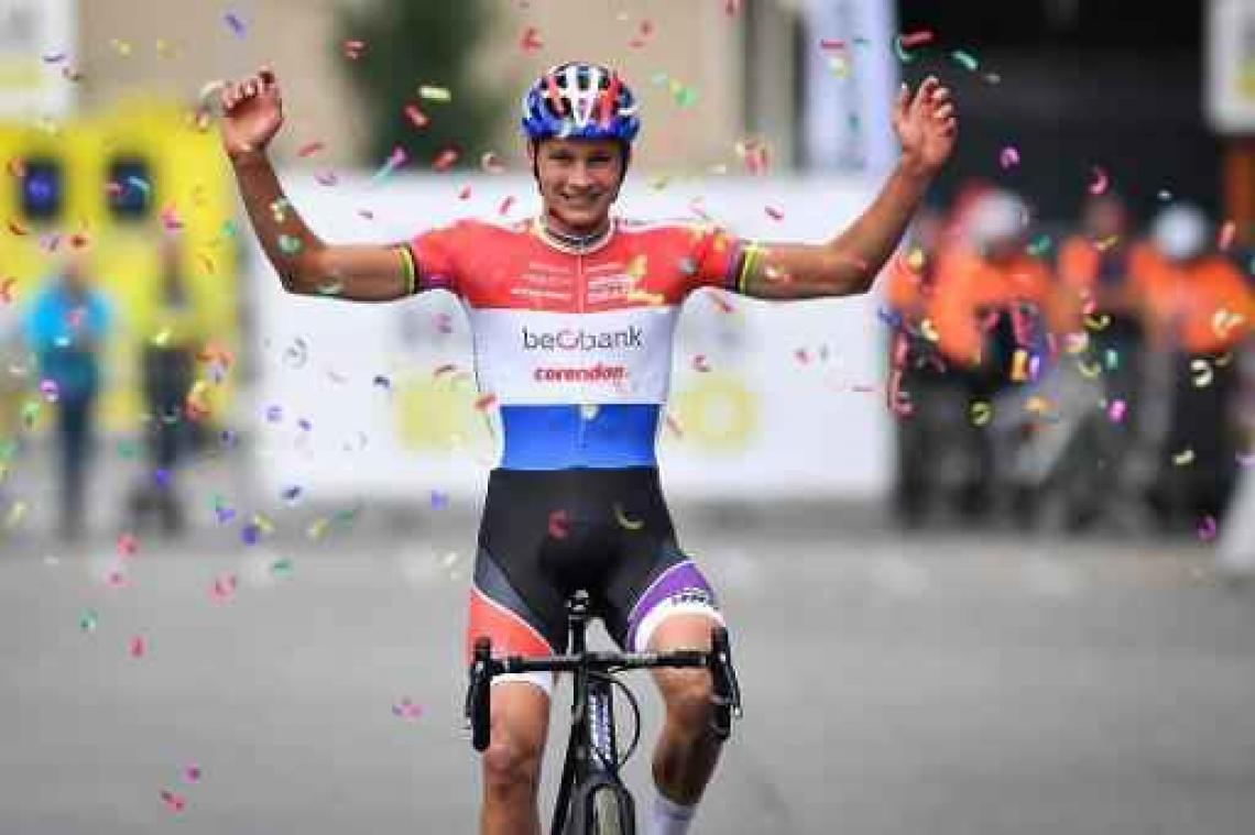 WB veldrijden - Mathieu van der Poel demonstreert in Iowa