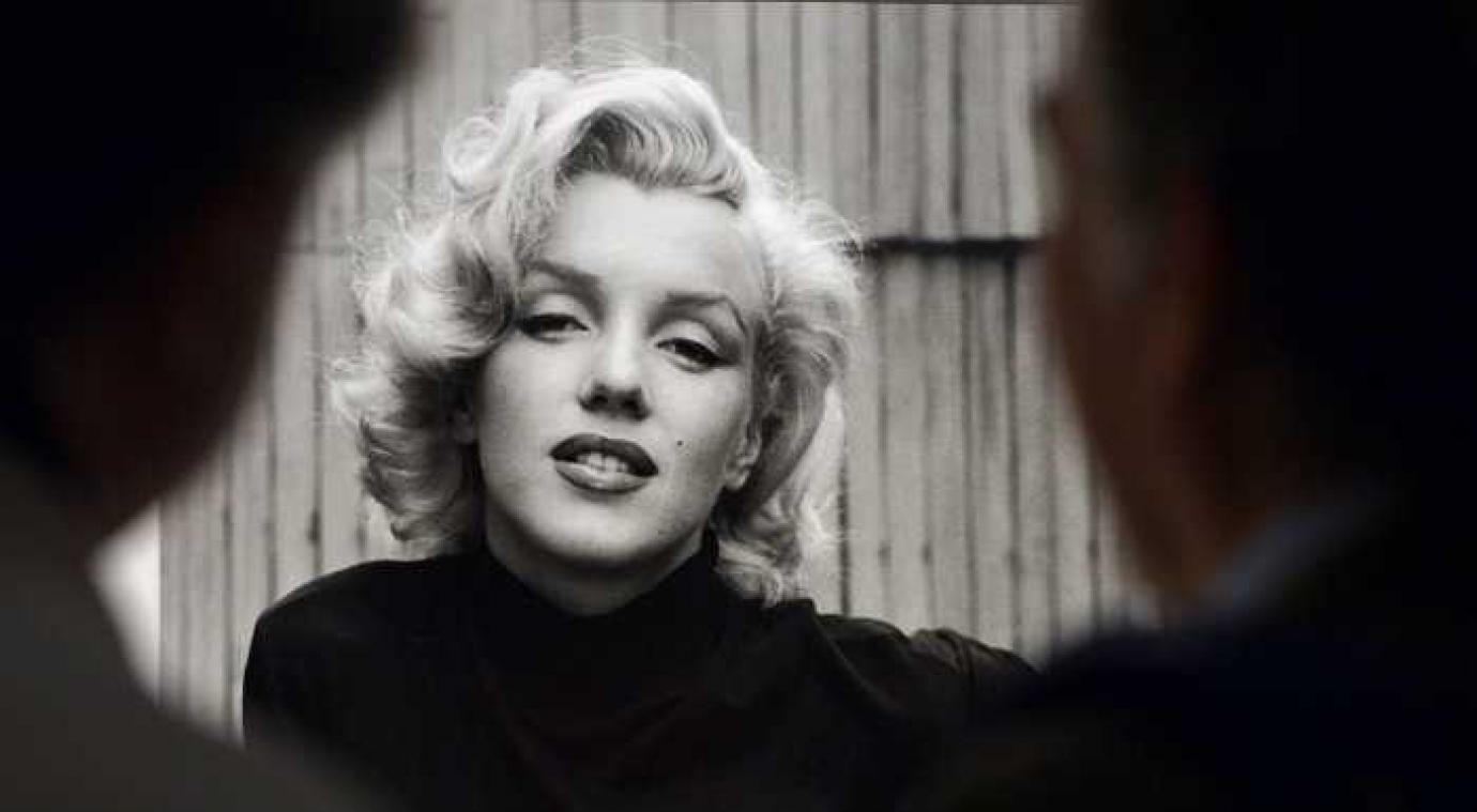 Te koop: bh-vulling van Marilyn Monroe
