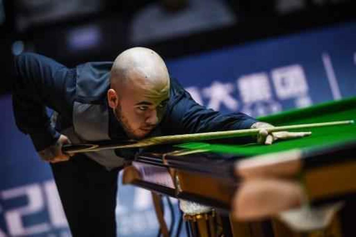 Luca Brecel schaart zich bij laatste zestien op World open snooker