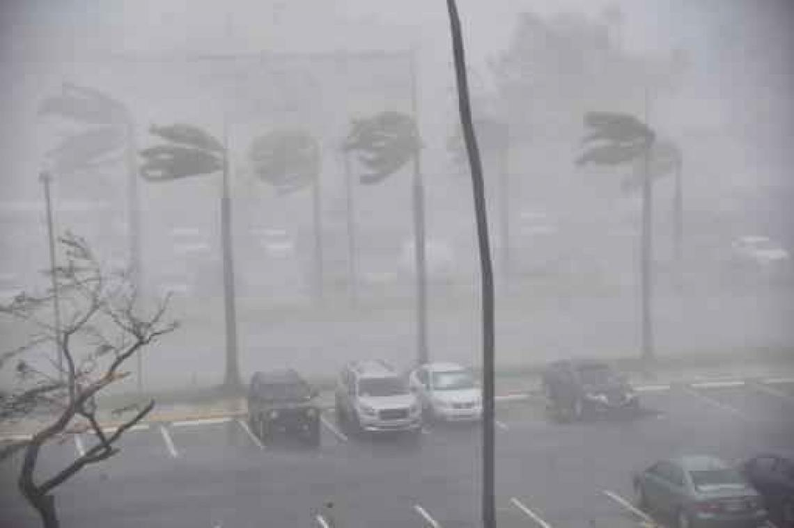 Orkaan Maria produceert windsnelheden tot 240 kilometer per uur boven Puerto Rico