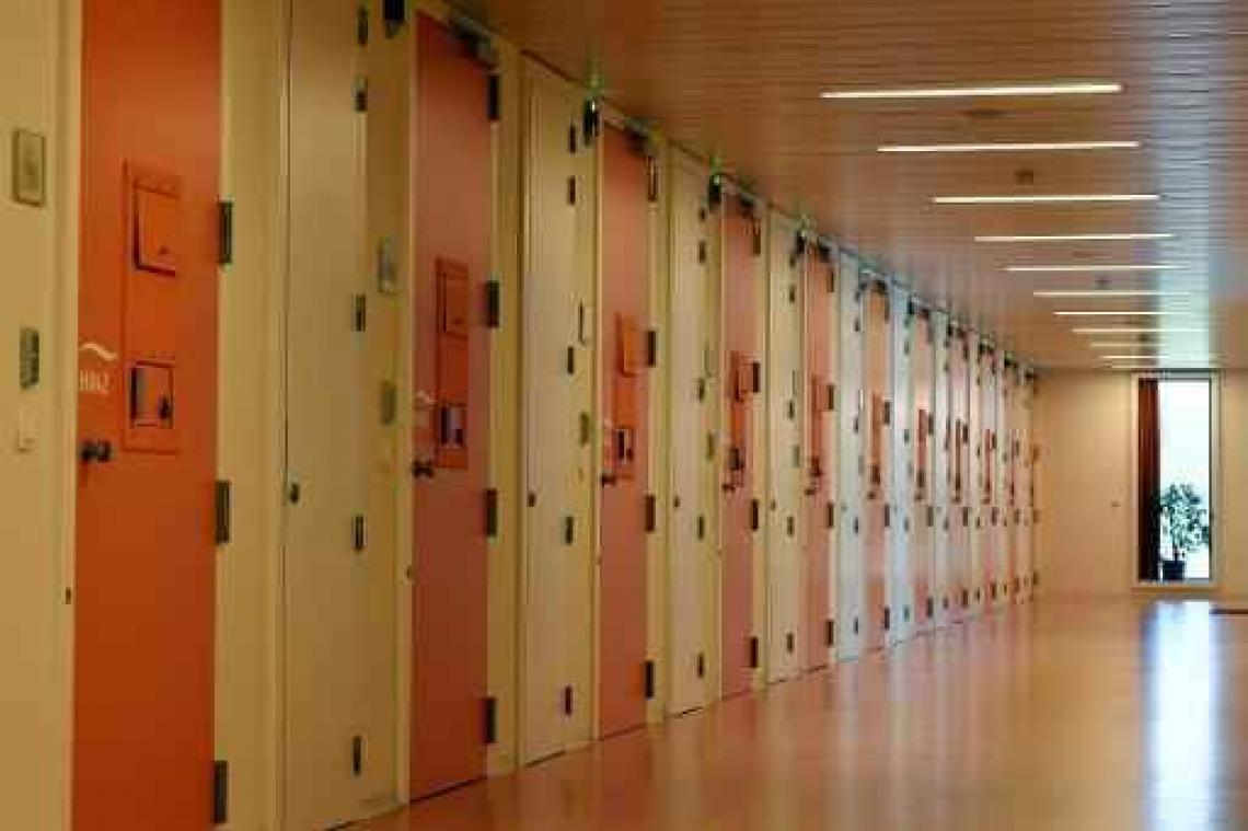 Elfjarig meisje gedwongen opgenomen in psychiatrie voor volwassenen