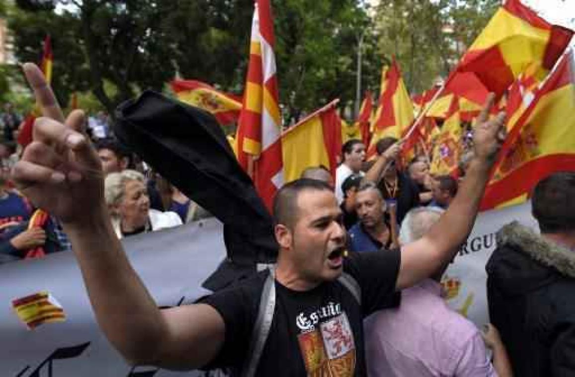 Referendum Catalonië - "Wees voorzichtig in nabijheid van manifestanten", luidt aangepast reisadvies voor Spanje