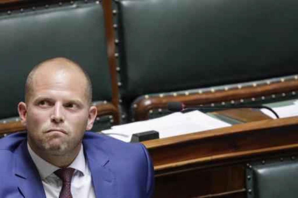 Francken noemt kritiek Amnesty intellectueel oneerlijk