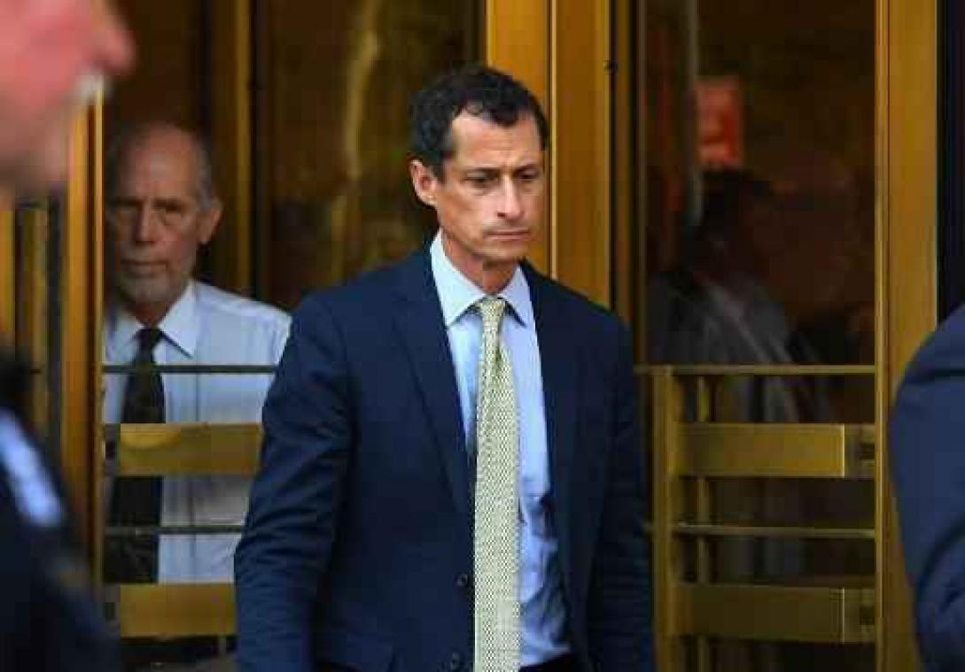 Anthony Weiner krijgt 21 maanden cel wegens sexting met minderjarige