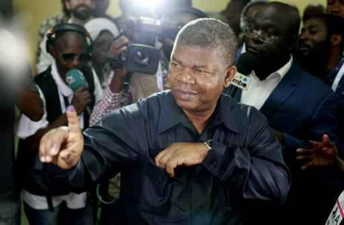 Joao Lourenço ingezworen als eerste nieuwe president van Angola in 38 jaar