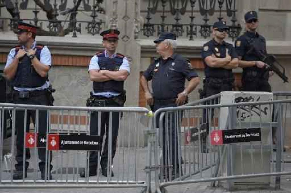 Catalaanse politie daagt Madrid uit