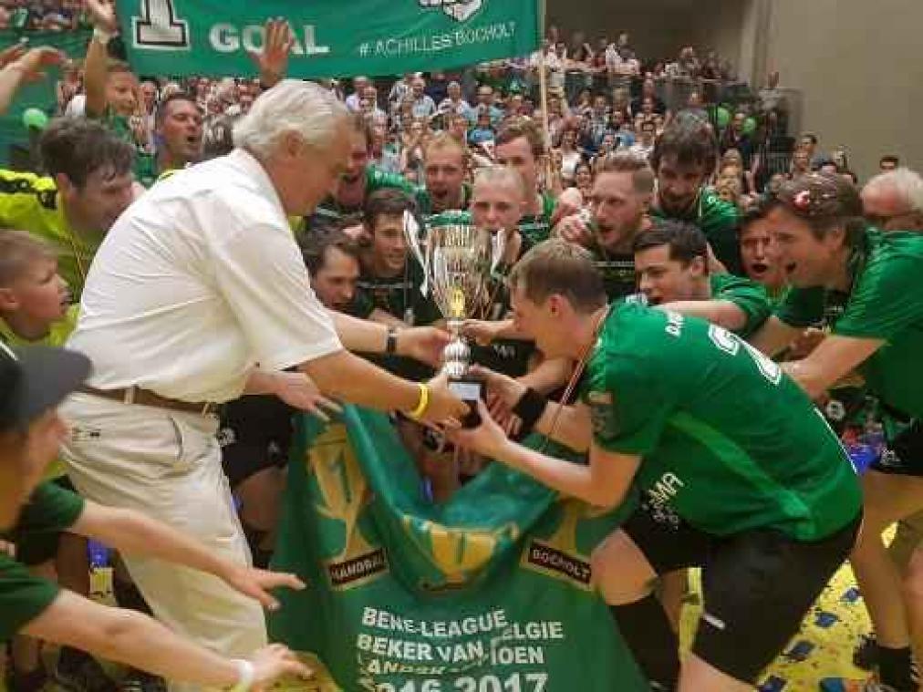 BENE-League handbal - Bocholt maakt brandhout van NeLo