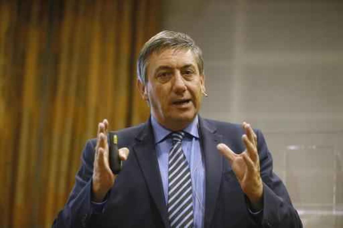 Jambon: "Europa moet Spanje tot de orde roepen"