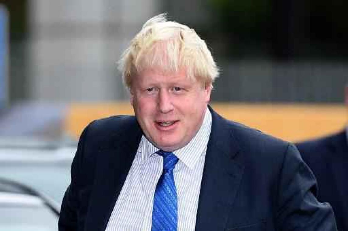 Druk op Theresa May wordt opgevoerd om Boris Johnson te ontslaan