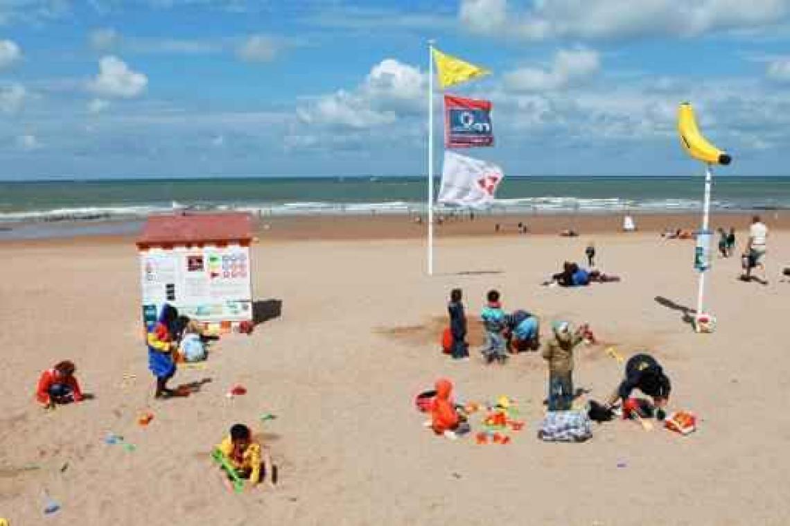 Helft minder kinderen verloren gelopen aan kust