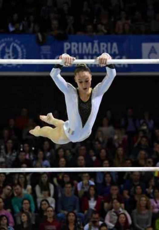 Nina Derwael staat voorlopig derde in kwalificaties allroundcompetitie WK turnen
