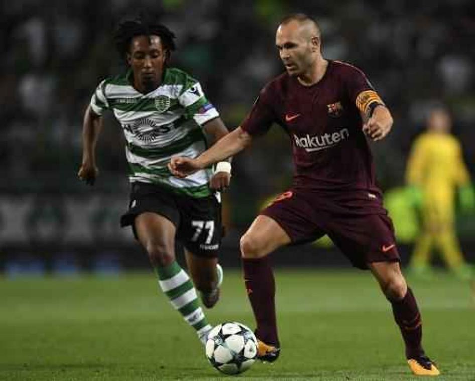 Andres Iniesta tekent "levenslange" contractverlenging bij Barcelona