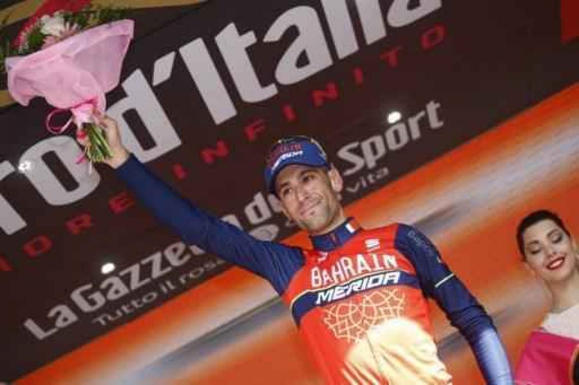 Vincenzo Nibali wint Ronde van Lombardije na machtsvertoning