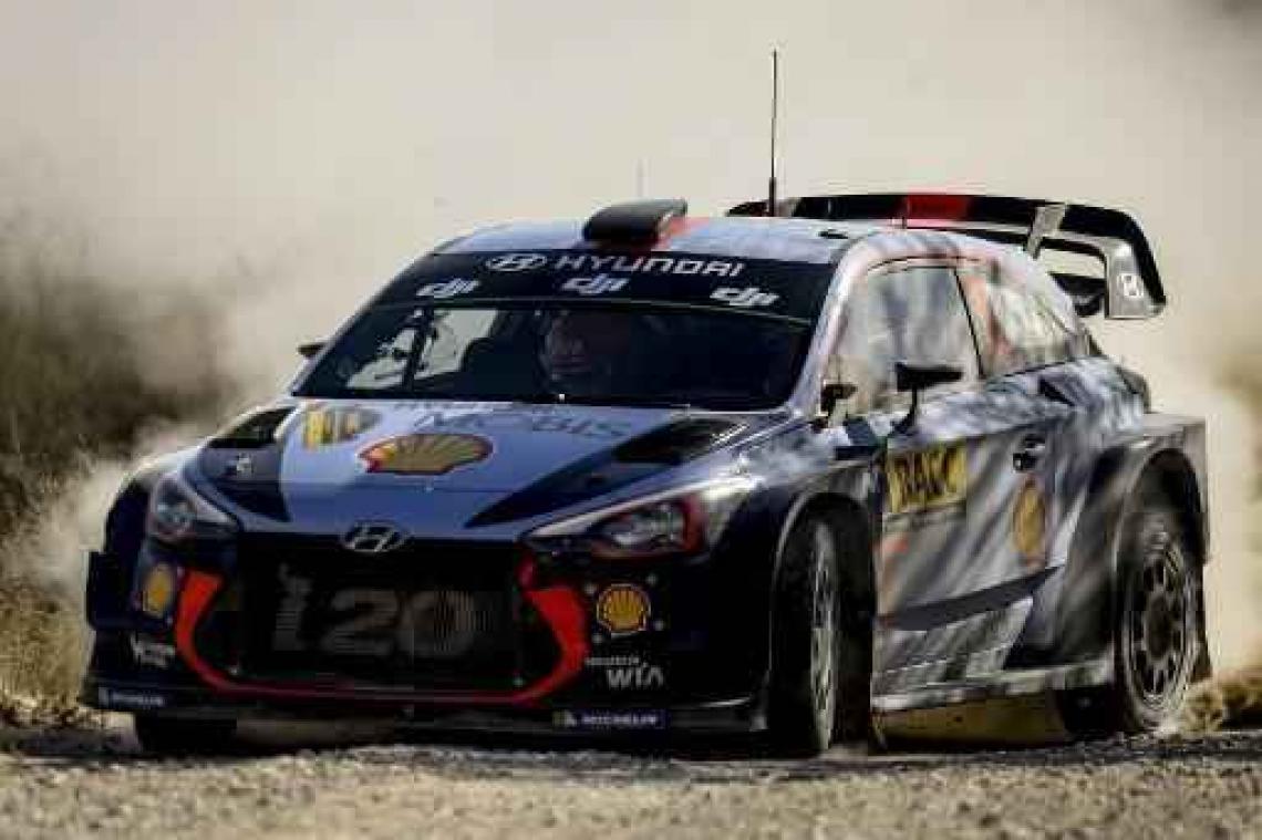 Rally van Catalonië - Kris Meeke leidt, technische problemen slaan Neuville terug