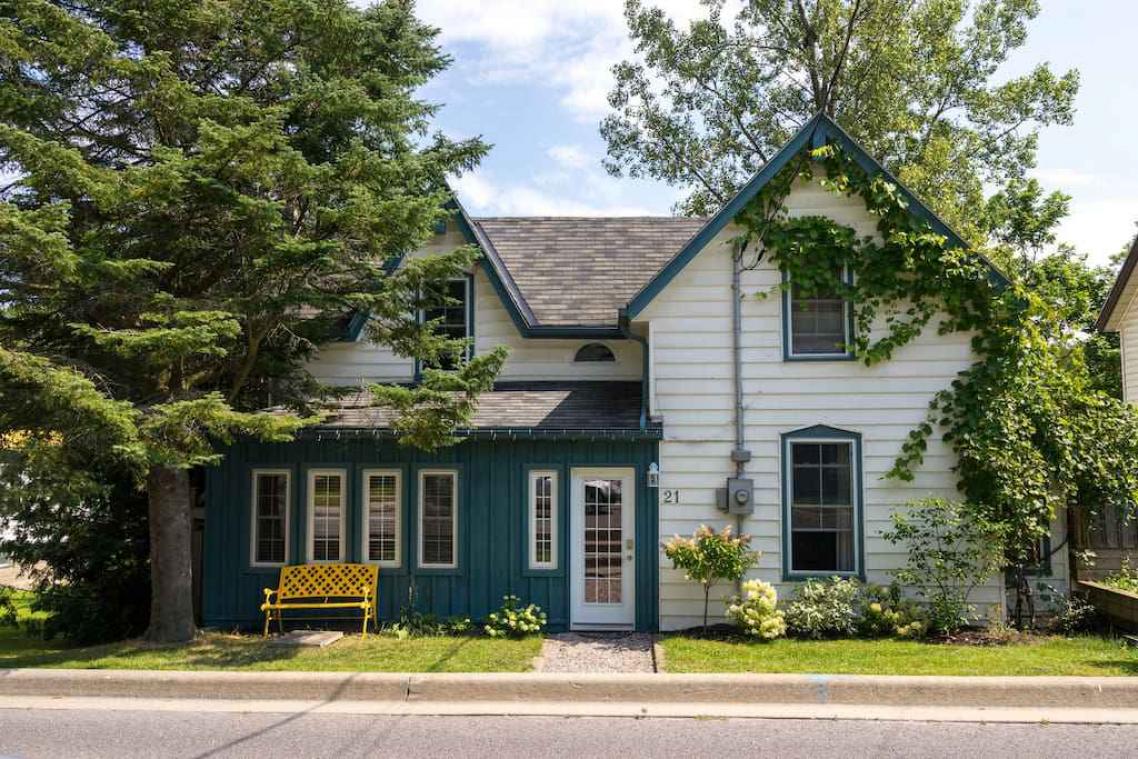 IN BEELD. Dit huis is gebaseerd op de films van Wes Anderson