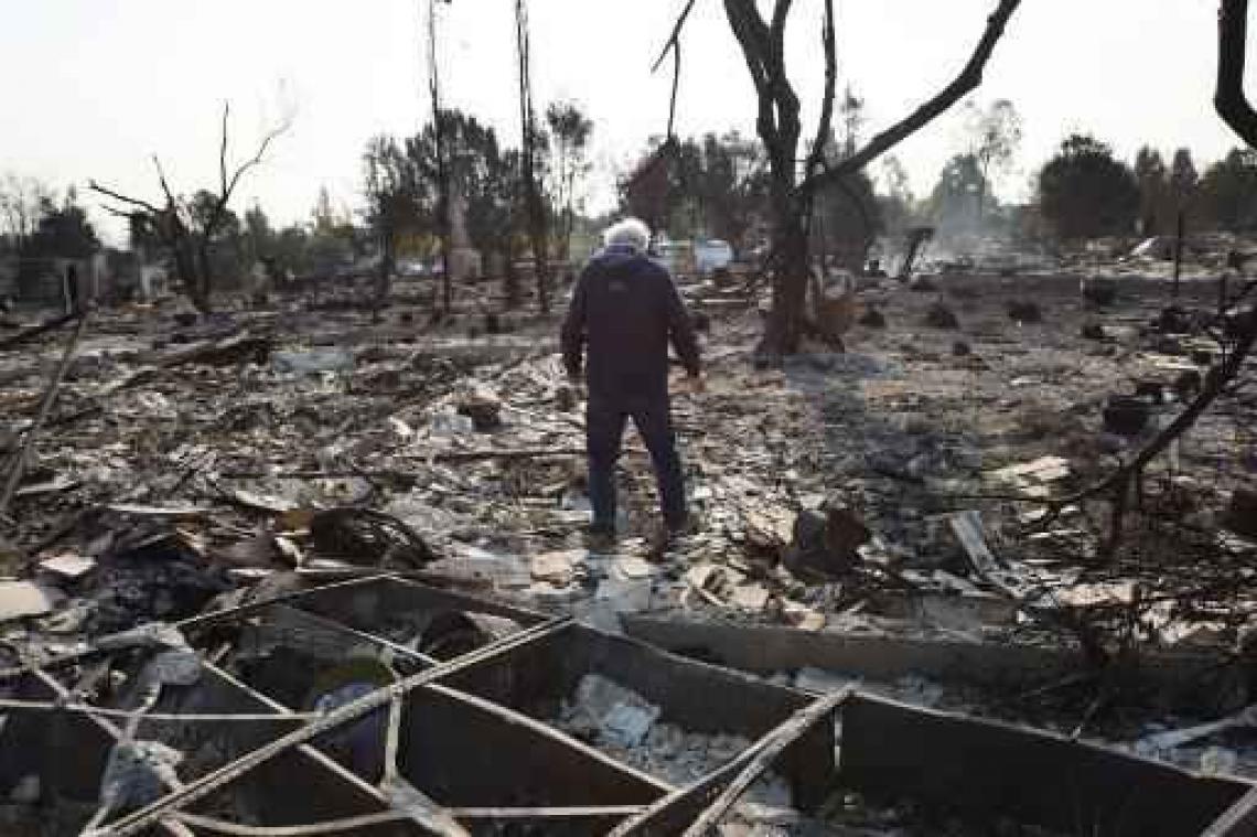 Meer dan 3.500 huizen verwoest door bosbranden in Californië, 17 doden