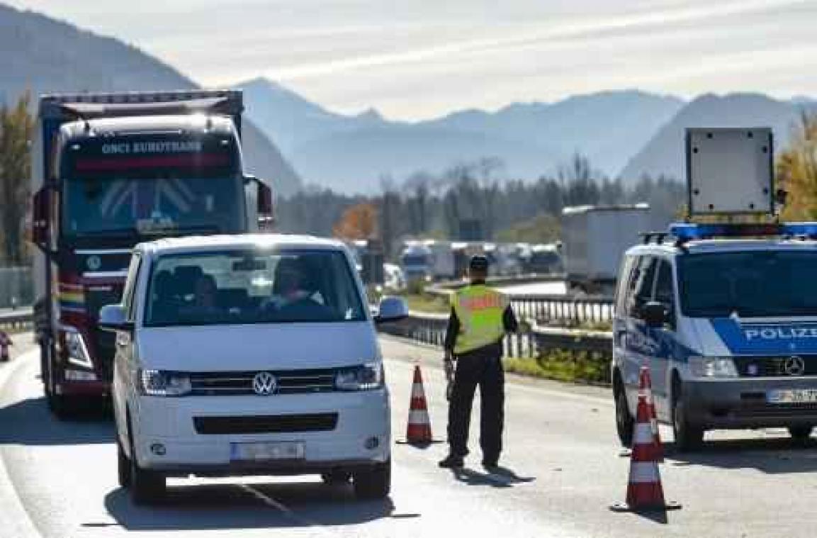 Duitsland en Denemarken verlengen grenscontroles met zes maanden