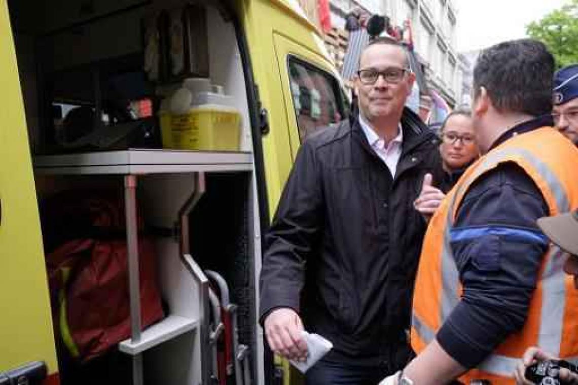 Dertig maanden met uitstel gevorderd voor aanvaller van Raoul Hedebouw