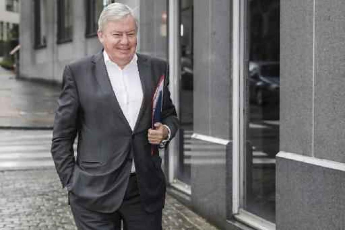 Franse gemeenschapsregering tikt SudPresse en la DH op de vingers