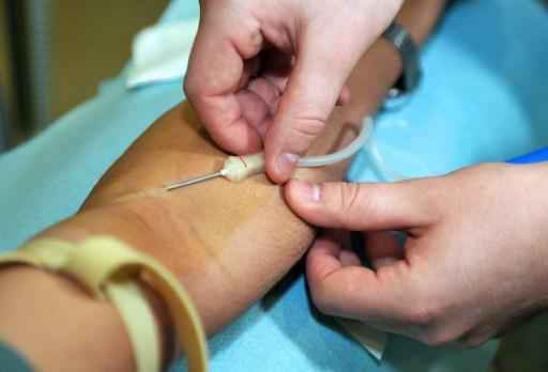 U betaalt te veel voor uw bloedtest U betaalt te veel voor uw bloedtest