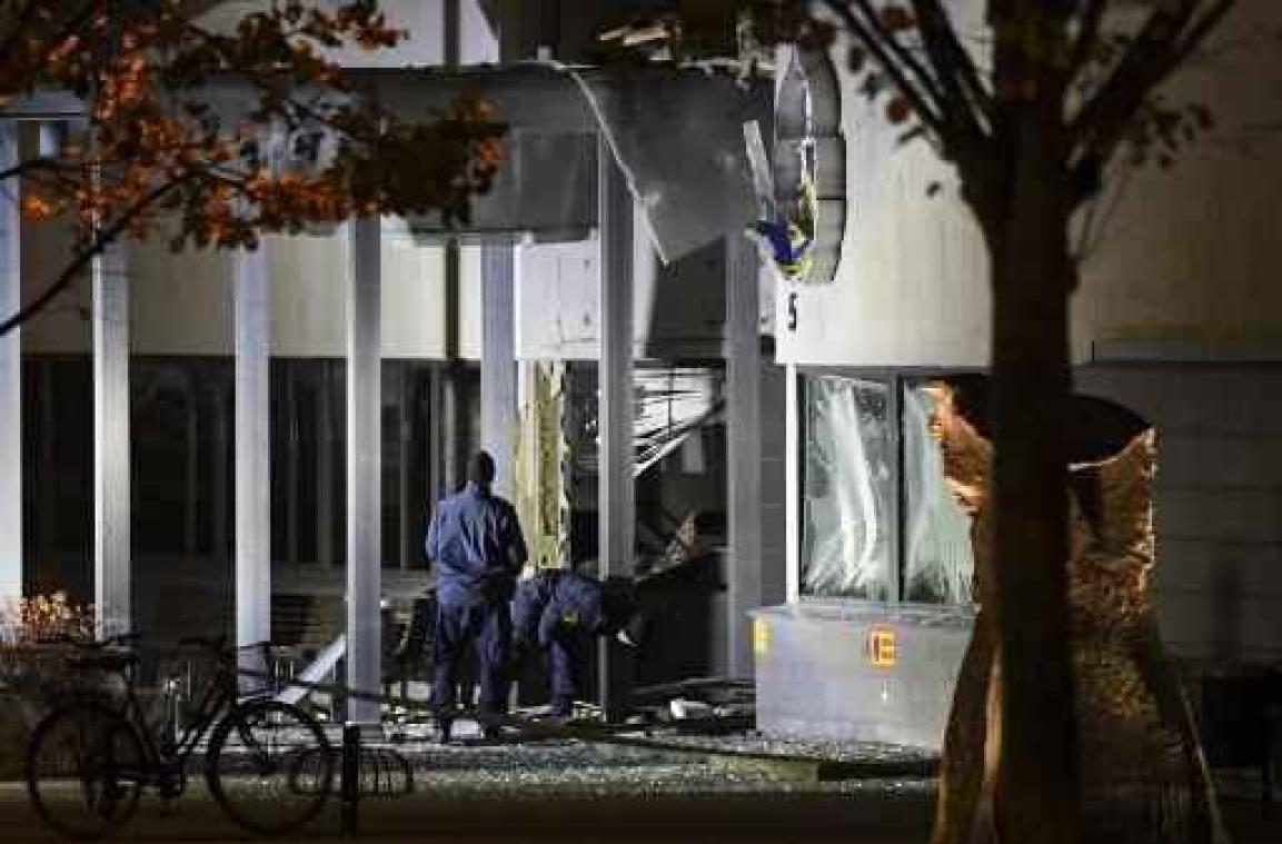Zware explosie aan Zweedse politiepost