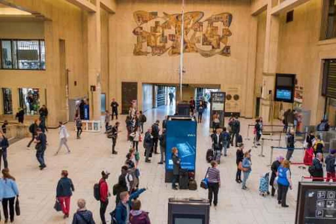 Half uur geen treinen tussen Brussel-Noord en Brussel-Zuid wegens spoorloper