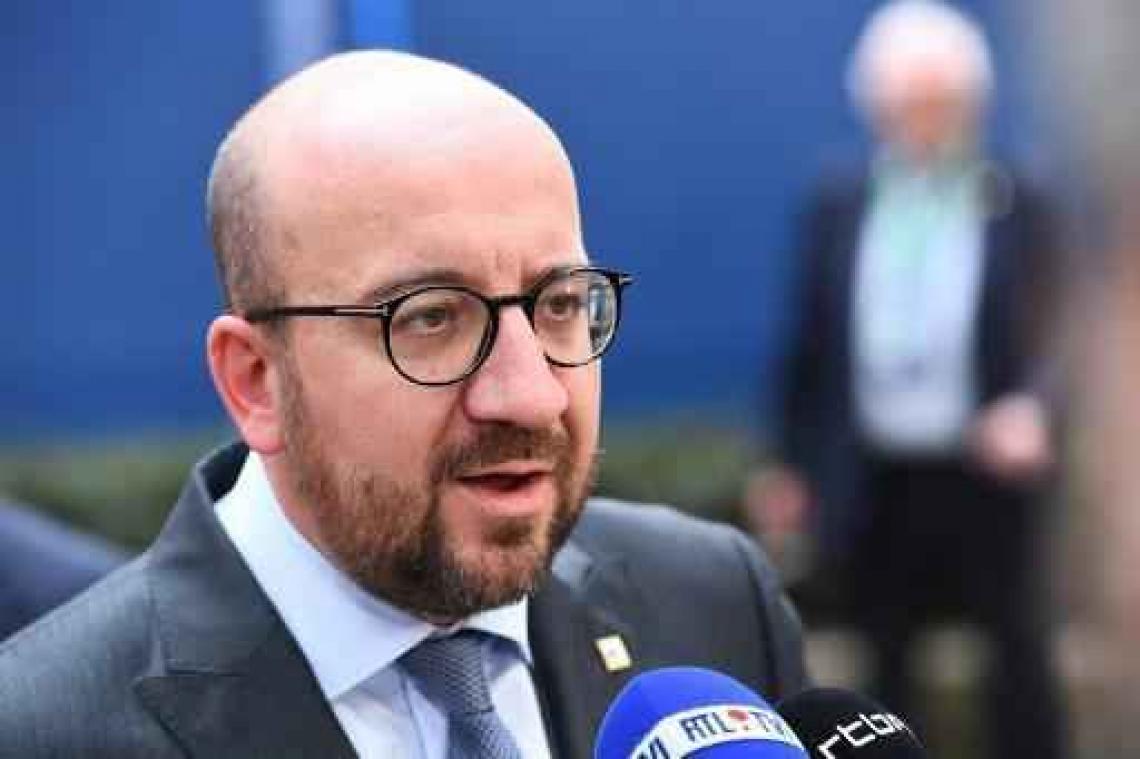 Michel houdt vast aan oproep tot dialoog, "geen crisis" met Rajoy