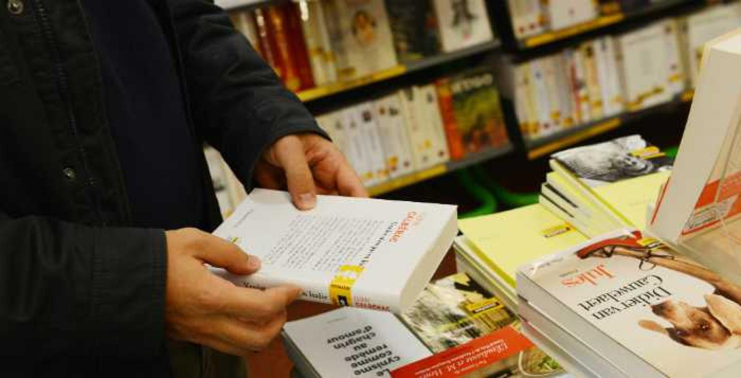 Neem eens een boek vast