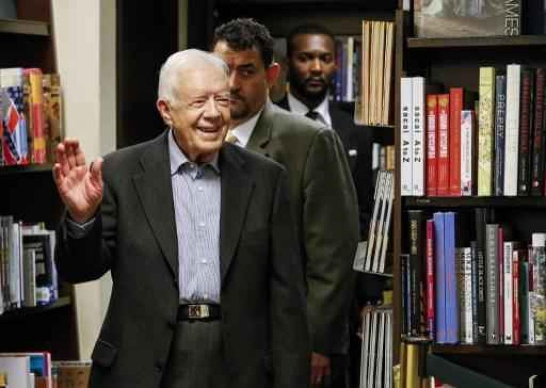 Spanning rond Noord-Korea - Amerikaanse ex-president Carter bereid naar Noord-Korea te gaan voor gesprekken