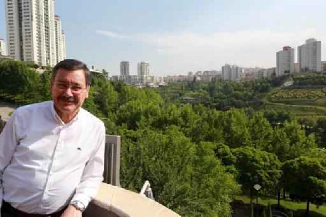 Omstreden burgemeester van Ankara treedt af