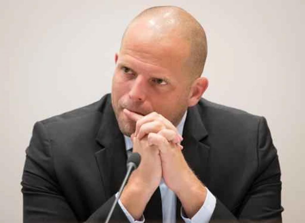 Francken gekant tegen opvangcentrum voor migranten in Haren