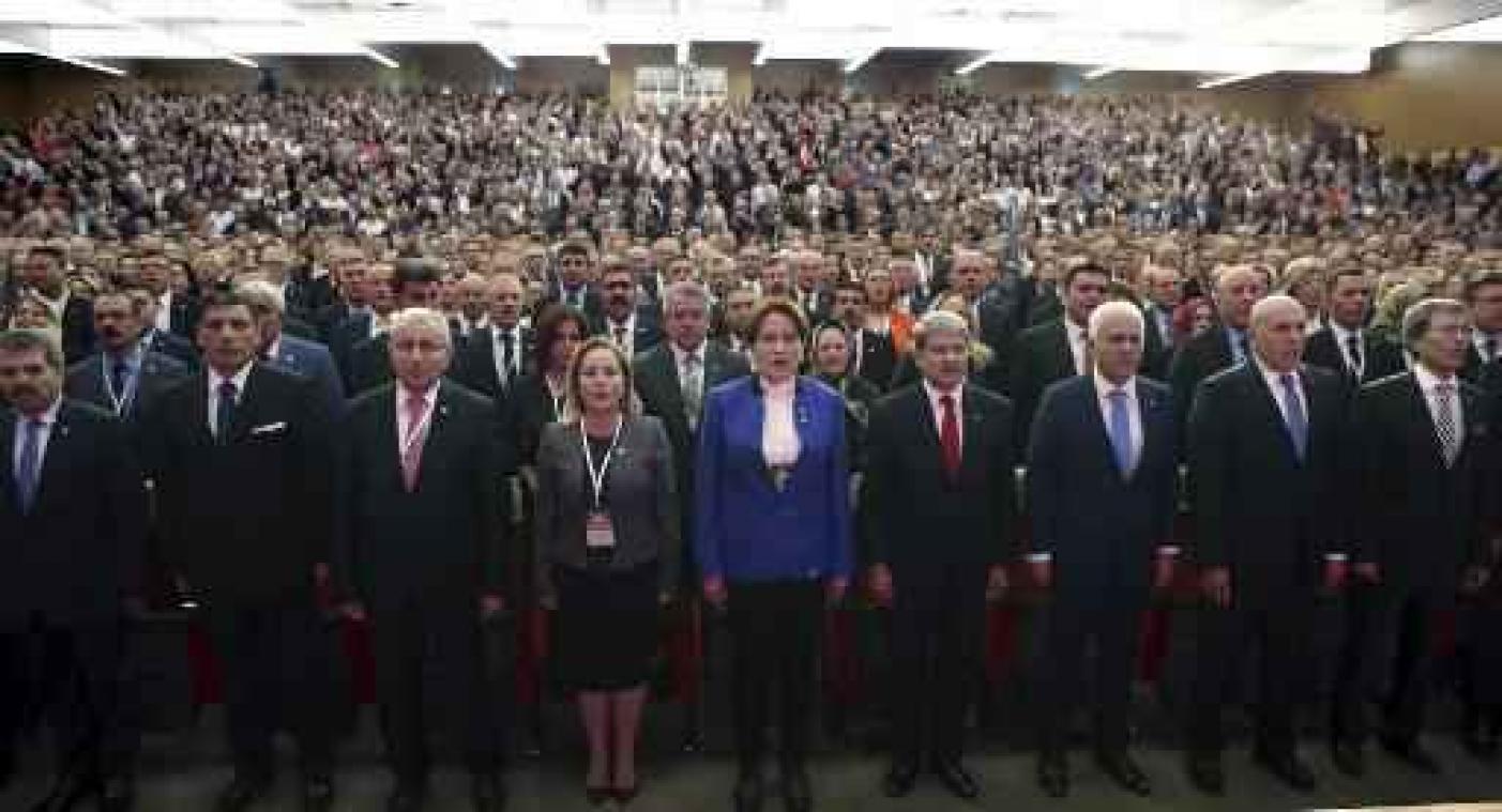 Turkse politica en Erdogan-criticus richt nieuwe partij op