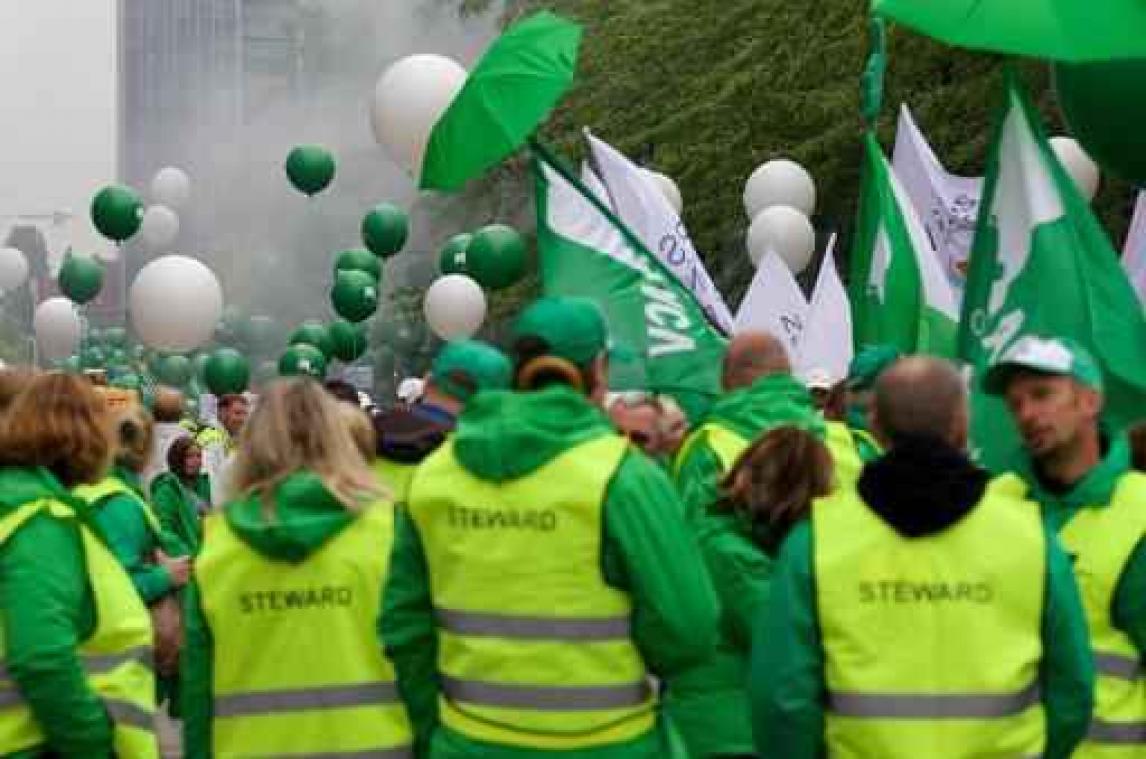 Gemeenschappelijk vakbondsfront van veiligheidskorps dient stakingsaanzegging in