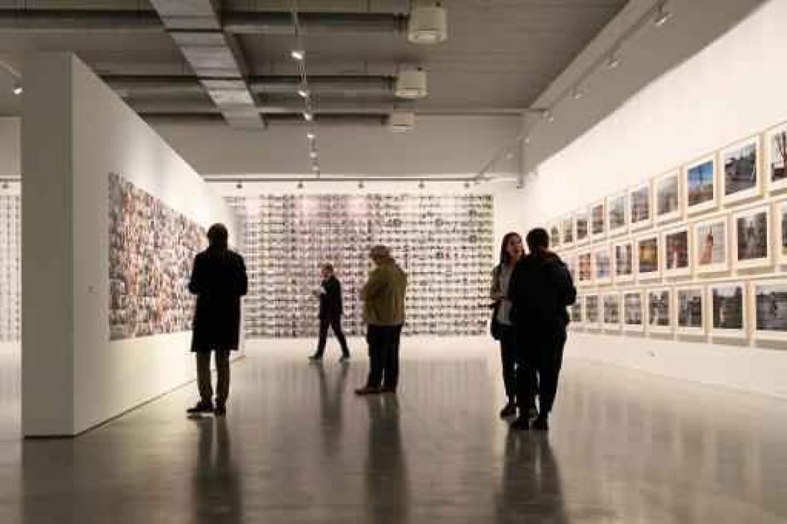 Ai Weiwei opent expo rond eigen fotografiewerk in Antwerps FOMU