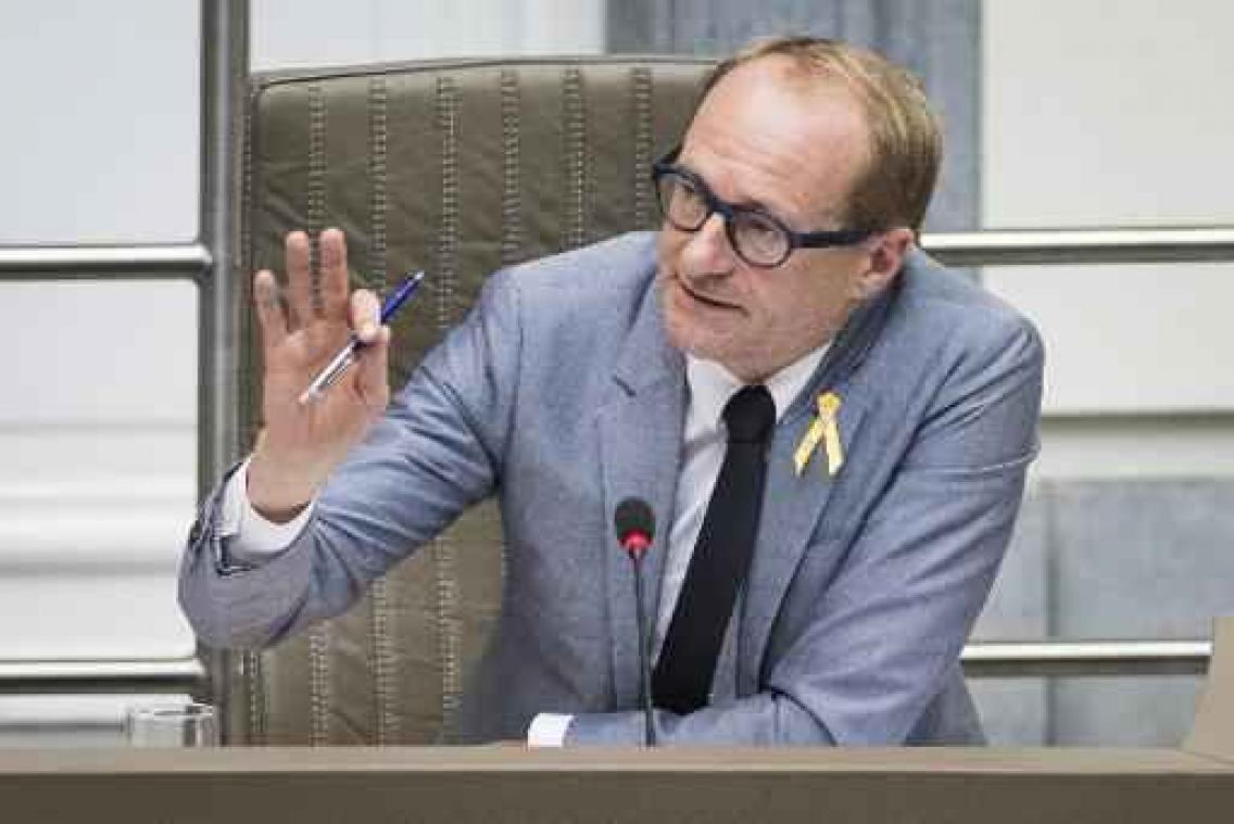 Kilometerheffing voor vrachtwagens uitgebreid naar gewestwegen