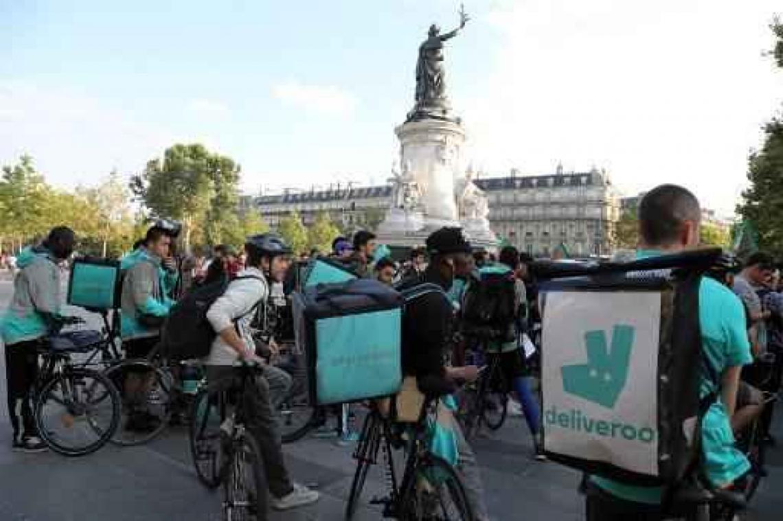 Minister Peeters laat inspectie nieuwe arbeidsregeling Deliveroo onderzoeken