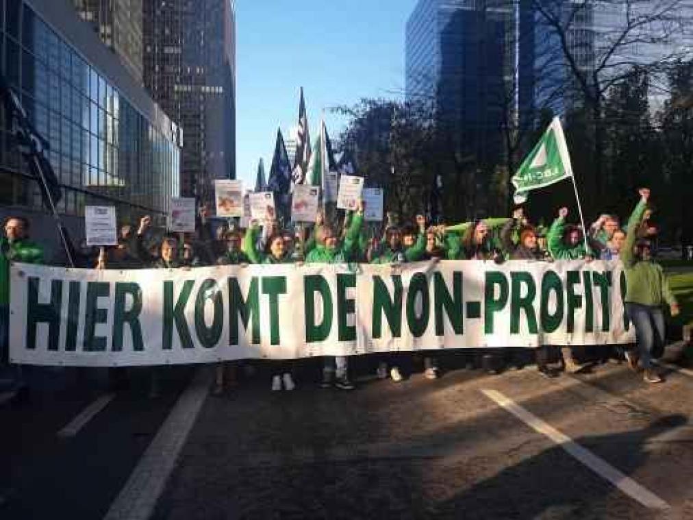 "Bourgeois, Vandeurzen, meer personeel"