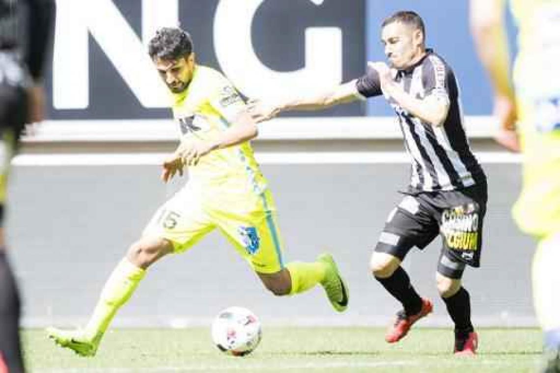 Charleroi en Gent trappen vrijdagavond speeldag dertien op gang