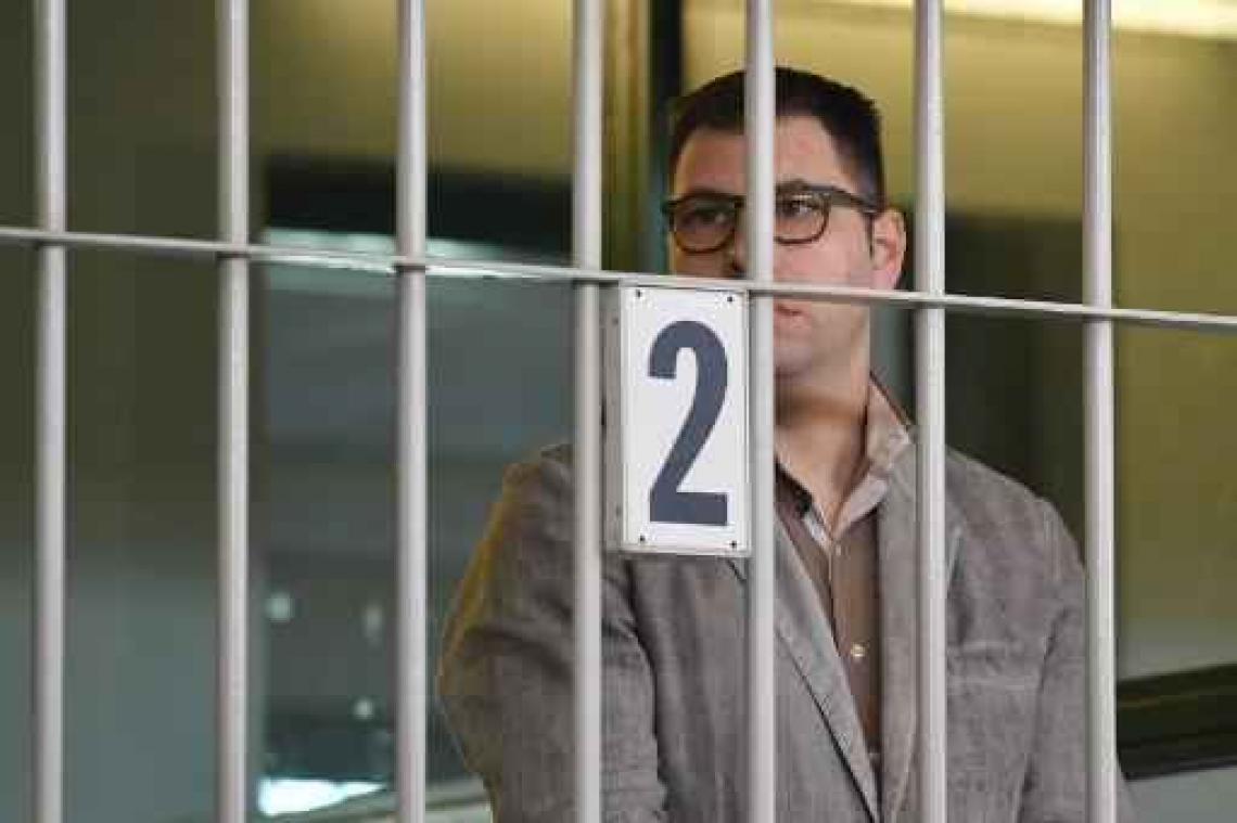 Meer dan twintig jaar cel voor Italiaanse hiv-patiënt die meer dan 30 mensen besmette