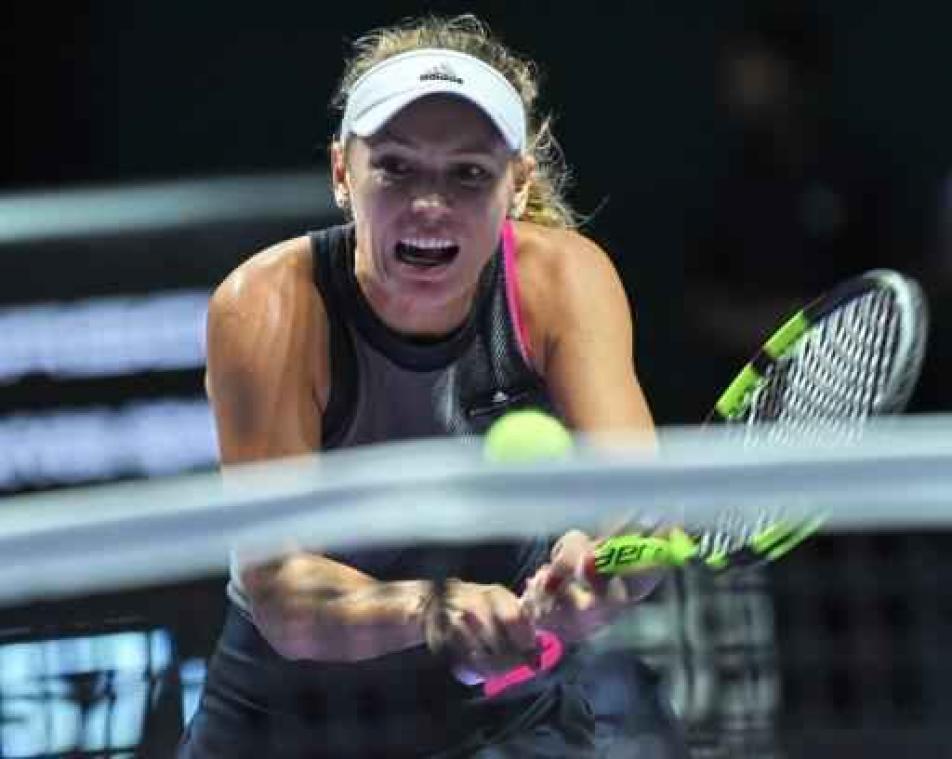 Wozniacki naar finale van WTA Masters in Singapore