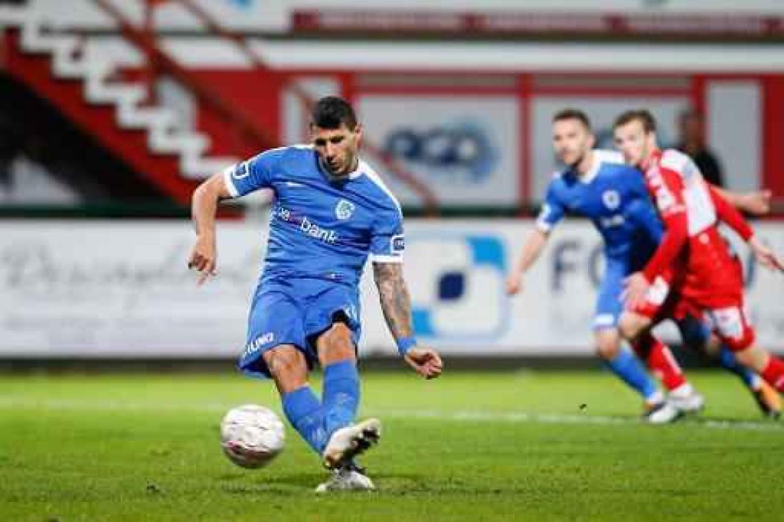 Jupiler Pro League - Kortrijk en Genk scoren niet, Karelis mist penalty