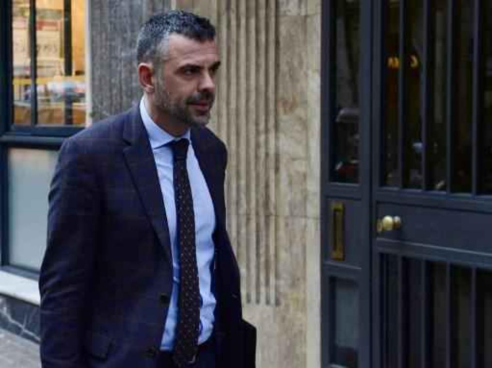 Puigdemonts interne tegenstander maakt aanspraak op opvolging