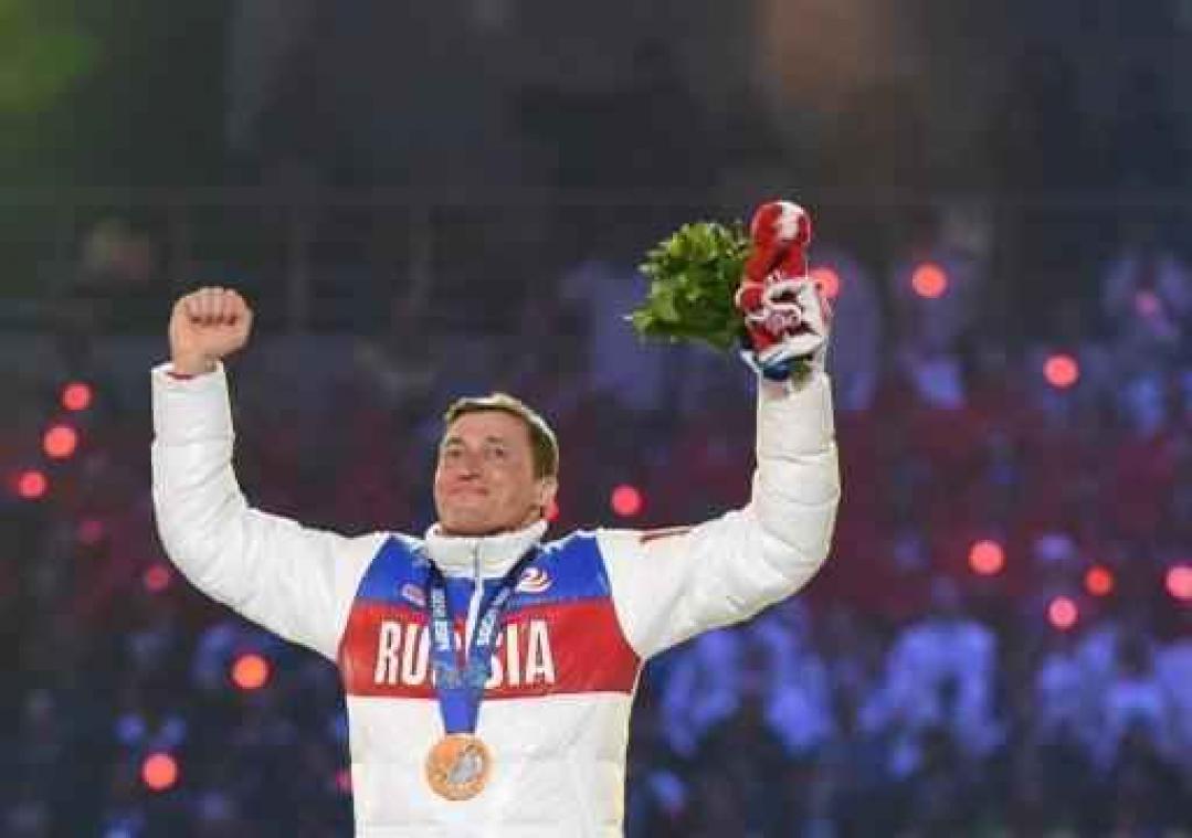 Commissie-Oswald - Olympisch skiloopkampioen Alexander Legkov moet medailles inleveren