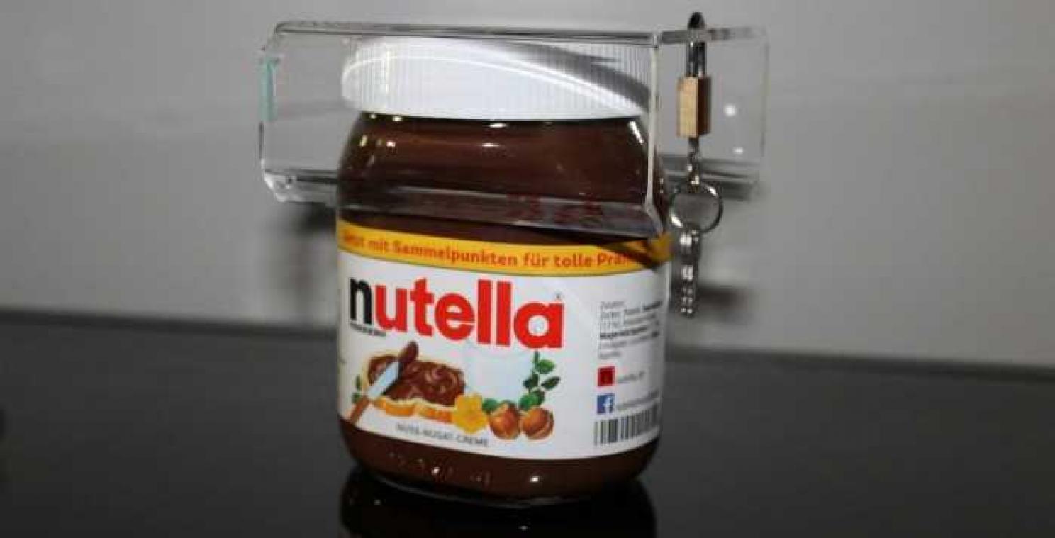 Nutellaslot vliegt over de toonbank