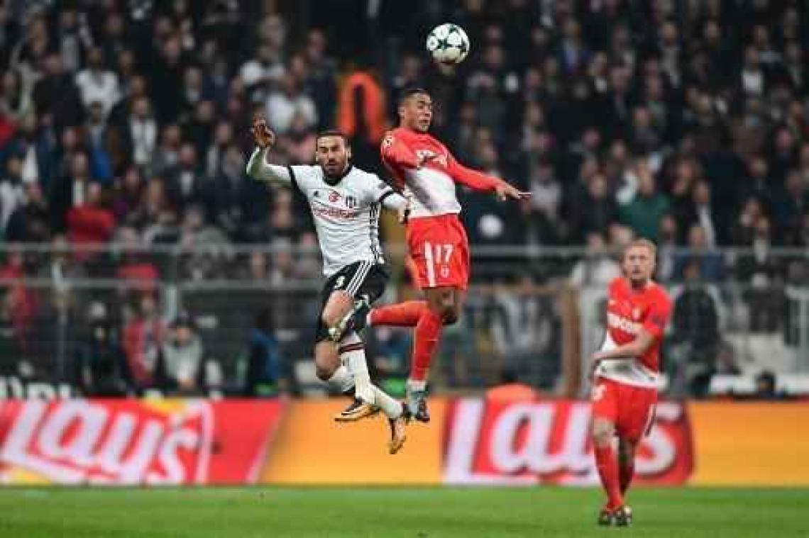 Belgen in het buitenland - Tielemans en Monaco pakken een punt in Istanboel