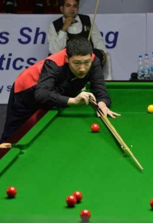 17-jarige Chinees Yan Bingtao grijpt na scalp O'Sullivan ook die van Higgins